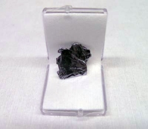 MoS2 大尺寸二硫化钼晶体 (Molybdenum Disulfide) - Large 15x20mm